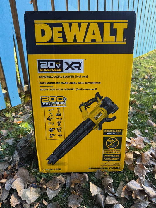 Clean Up Fast with the DeWalt DCBL722B 20V MAX Blower