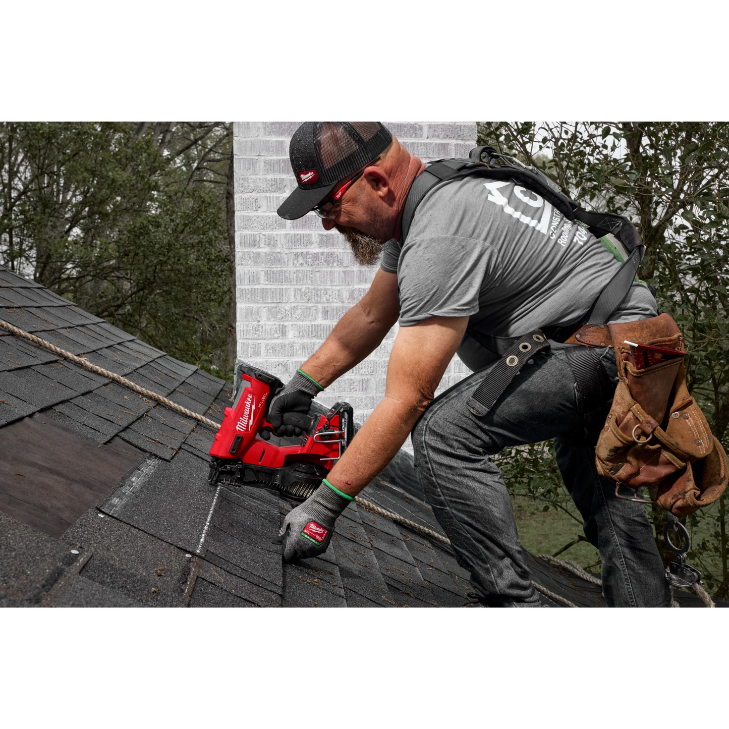 Milwaukee M18 FUEL™ Cordless Coil Roofing Nailer – Power Without the Hose