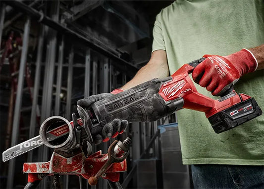 Reciprocating Saws: The “Do-It-All” Demo Tool (And How to Pick the Right One)