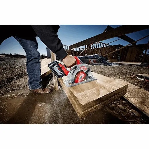M18 FUEL™ 7-1/4" Circular Saw - Tool Only