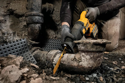 DEWALT Flexvolt 60V Max Brushless Cordless Reciprocating Saw Kit DCS389X1