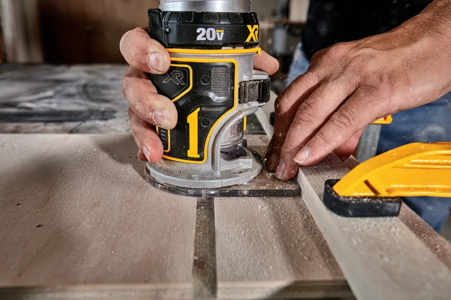 Dewalt 20v Max Compact Router DCW600B