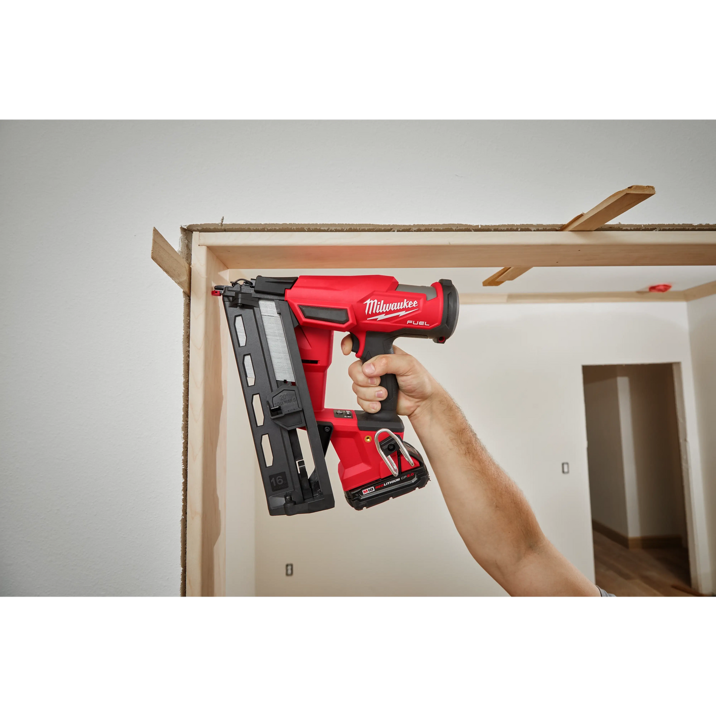 M18 FUEL 16 Gauge Angled Finish Nailer 2841-20