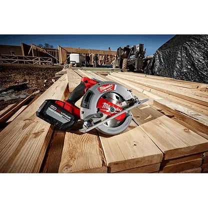 M18 FUEL™ 7-1/4" Circular Saw - Tool Only